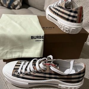 Size 39 Burberry 
Check Cotton Sneakers 
Colour: Archive Beige